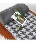 Autumn and winter new knitted sofa blanket air conditioning blanket Nordic blanket thousand bird grid Amazon